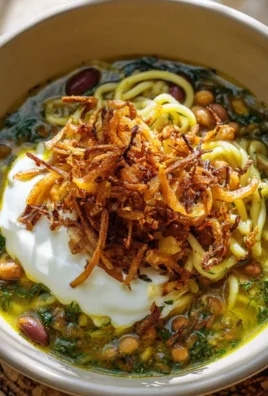 Authentische Persische Nudelsuppe: Herzhaft & Lecker