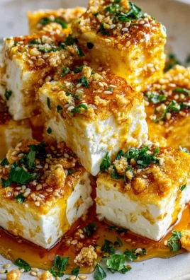 Knusprige Air Fryer Feta-Würfel mit Honig-Drizzle