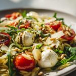Leichter Orzo Salat Rezept: Perfekt für Sommer & BBQ!