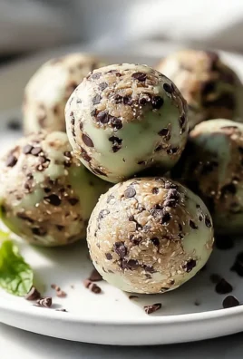 Mint Chocolate Chip Protein Balls: A Healthy Snack for Fitness Fans!