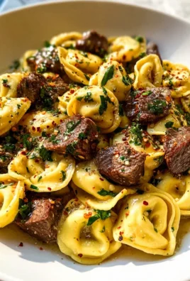 One Pan Steak Bite Tortellini: Schnelles, Leckeres Abendessen!
